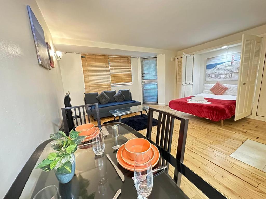 Chelsea Warm Budget Flat On Cromwell Road * Londres
